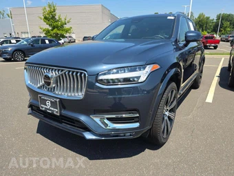2023 Volvo XC90 B6 Ultimate 7-Passenger