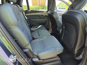 2023 Volvo XC90 B6 Ultimate 7-Passenger – miniatura 17