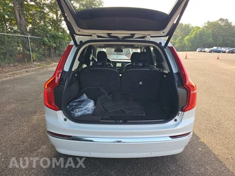 2023 Volvo XC90 Recharge Plug-In Hybrid T8 Plus 6-Passenger - miniatura 17