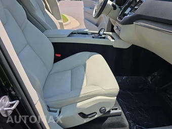 2023 Volvo XC90 Recharge Plug-In Hybrid T8 Plus Bright Theme 7-Passenger - miniatura 19
