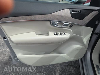 2023 Volvo XC90 Recharge Plug-In Hybrid T8 Plus Bright Theme 7-Passenger - miniatura 9