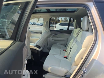 2023 Volvo XC90 Recharge Plug-In Hybrid T8 Plus Dark Theme 7-Passenger – miniatura 13