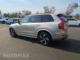 2023 Volvo XC90 Recharge Plug-In Hybrid T8 Plus Dark Theme 7-Passenger – miniatura 6