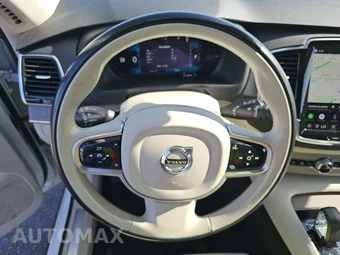 2023 Volvo XC90 Recharge Plug-In Hybrid T8 Plus Dark Theme 7-Passenger – miniatura 10