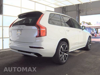 2023 Volvo XC90 Recharge Plug-In Hybrid T8 Plus Dark Theme 7-Passenger – miniatura 4