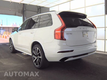 2023 Volvo XC90 Recharge Plug-In Hybrid T8 Plus Dark Theme 7-Passenger – miniatura 6