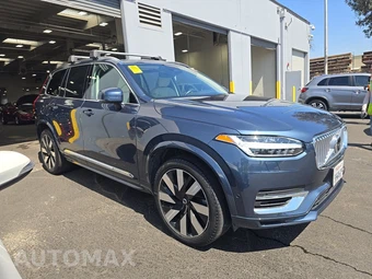 2023 Volvo XC90 Recharge Plug-In Hybrid T8 Ultimate 6-Passenger – miniatura 3
