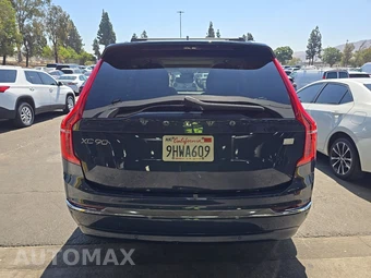 2023 Volvo XC90 Recharge Plug-In Hybrid T8 Ultimate 6-Passenger – miniatura 5