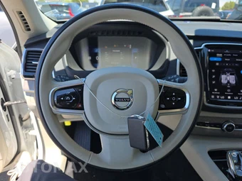 2023 Volvo XC90 Recharge Plug-In Hybrid T8 Ultimate 6-Passenger – miniatura 10