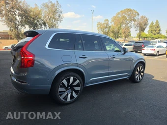 2023 Volvo XC90 Recharge Plug-In Hybrid T8 Ultimate Bright Theme 7-Passenger - miniatura 4