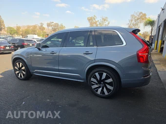 2023 Volvo XC90 Recharge Plug-In Hybrid T8 Ultimate Bright Theme 7-Passenger - miniatura 6