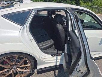 2024 Acura Integra Type S – miniatura 13