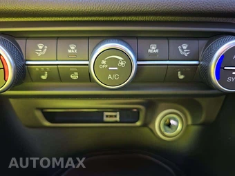 2024 Alfa Romeo Giulia Sprint - miniatura 21