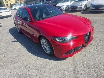 2024 Alfa Romeo Giulia Sprint - miniatura 4