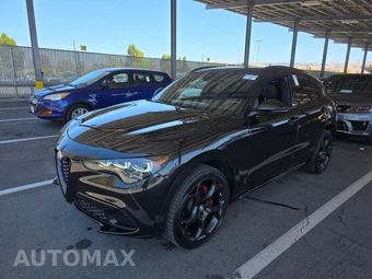 2024 Alfa Romeo Stelvio Competizione