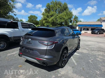 2024 Alfa Romeo Stelvio Ti – miniatura 3
