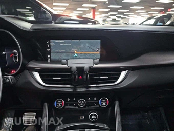 2024 Alfa Romeo Stelvio Veloce - miniatura 10