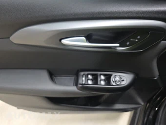 2024 Alfa Romeo Tonale Ti - miniatura 9