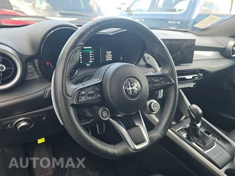 2024 Alfa Romeo Tonale Ti – miniatura 10