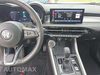 2024 Alfa Romeo Tonale Ti – miniatura 10