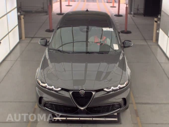 2024 Alfa Romeo Tonale Ti – miniatura 2
