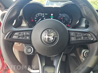 2024 Alfa Romeo Tonale Ti – miniatura 10