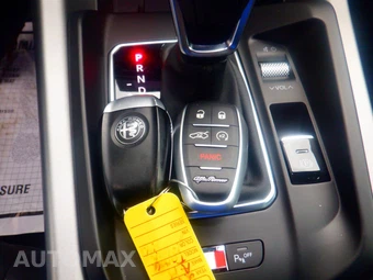 2024 Alfa Romeo Tonale Veloce – miniatura 5
