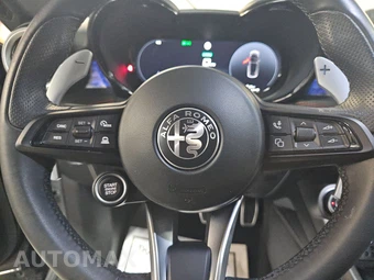 2024 Alfa Romeo Tonale Veloce – miniatura 10