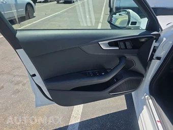 2024 Audi A4 Sedan S line Premium Plus 45 TFSI - miniatura 9