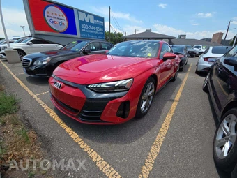 2024 Audi e-tron GT Premium Plus