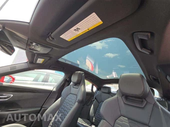 2024 Audi e-tron GT Premium Plus – miniatura 11