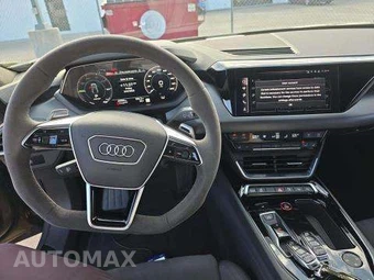 2024 Audi e-tron GT Prestige – miniatura 10