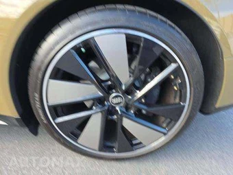 2024 Audi e-tron GT Prestige – miniatura 23