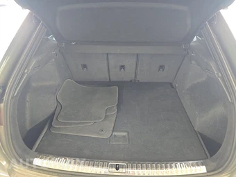 2024 Audi Q3 S line Premium 45 TFSI - miniatura 16