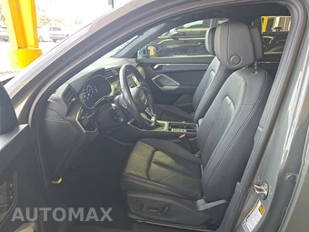 2024 Audi Q3 S line Premium 45 TFSI - miniatura 7