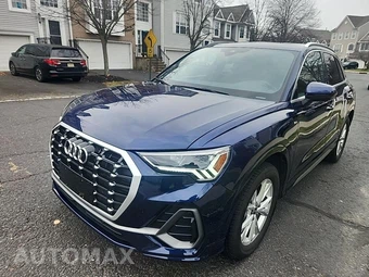 2024 Audi Q3 S line Premium 45 TFSI