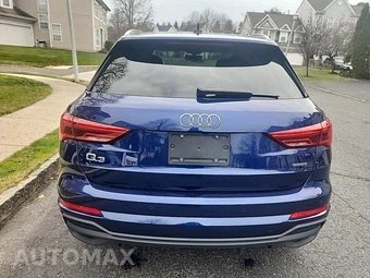 2024 Audi Q3 S line Premium 45 TFSI – miniatura 5