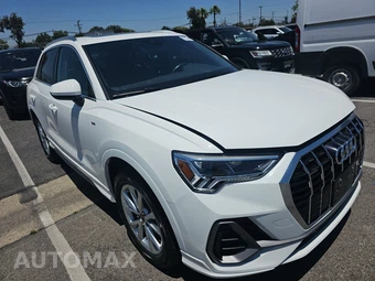 2024 Audi Q3 S line Premium 45 TFSI - miniatura 3