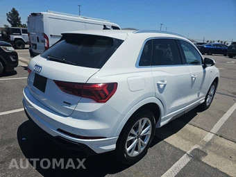 2024 Audi Q3 S line Premium 45 TFSI - miniatura 4