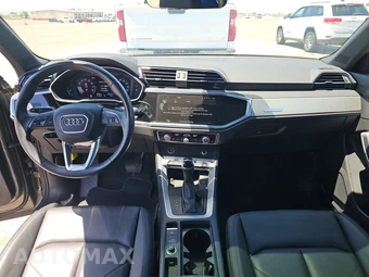 2024 Audi Q3 S line Premium 45 TFSI - miniatura 11