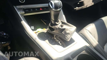 2024 Audi Q3 S line Premium 45 TFSI - miniatura 33