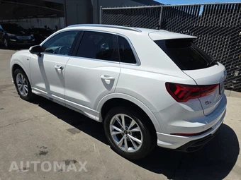 2024 Audi Q3 S line Premium 45 TFSI - miniatura 6