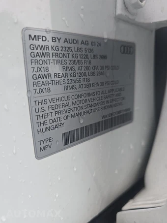 2024 Audi Q3 S line Premium 45 TFSI - miniatura 14