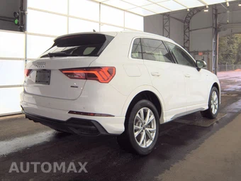 2024 Audi Q3 S line Premium 45 TFSI - miniatura 4