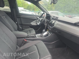 2024 Audi Q3 S line Premium 45 TFSI - miniatura 8