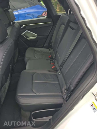 2024 Audi Q3 S line Premium 45 TFSI - miniatura 13