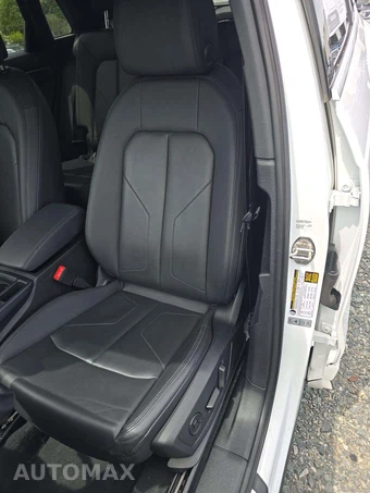 2024 Audi Q3 S line Premium 45 TFSI - miniatura 6