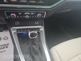 2024 Audi Q3 S line Premium Plus 45 TFSI - miniatura 11