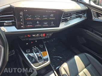 2024 Audi Q4 e-tron Premium 50 - miniatura 10