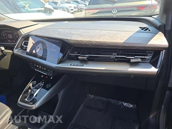 2024 Audi Q4 e-tron Premium 50 - miniatura 19